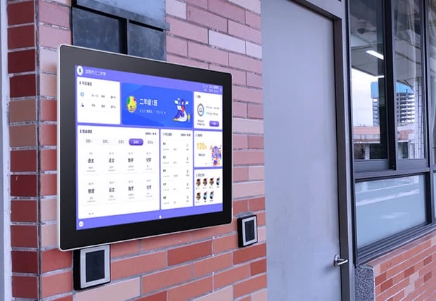 Z Series Model A Wall-mounted Industrial Monitors